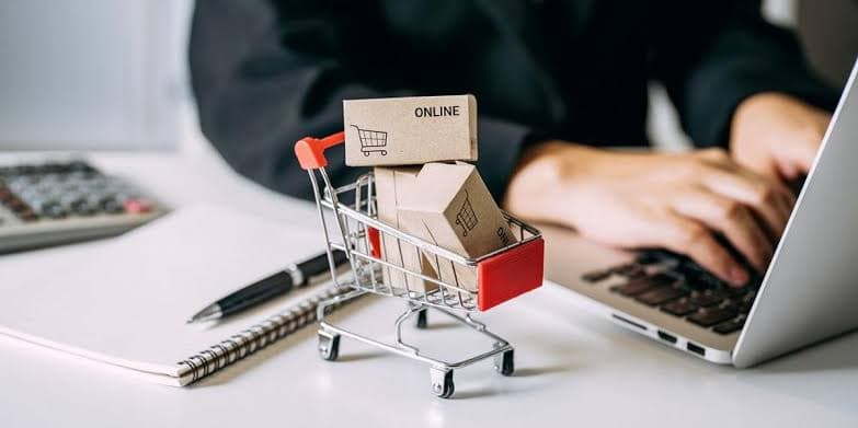 E-COMMERCE & BUSINESS WEBSITES